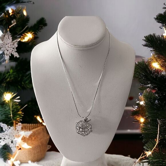 Vintage Apple Pendant Necklace Open Work Filigree Cage Clasp Opens Silver Tone. - Picture 11 of 16
